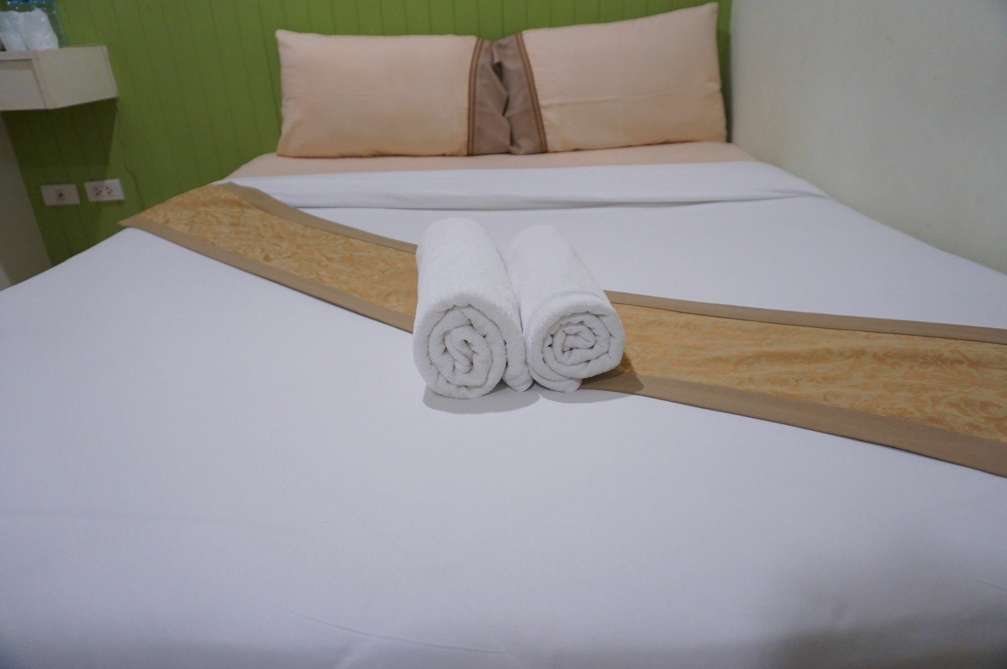 Nine Inn @ Town Phuket Bagian luar foto
